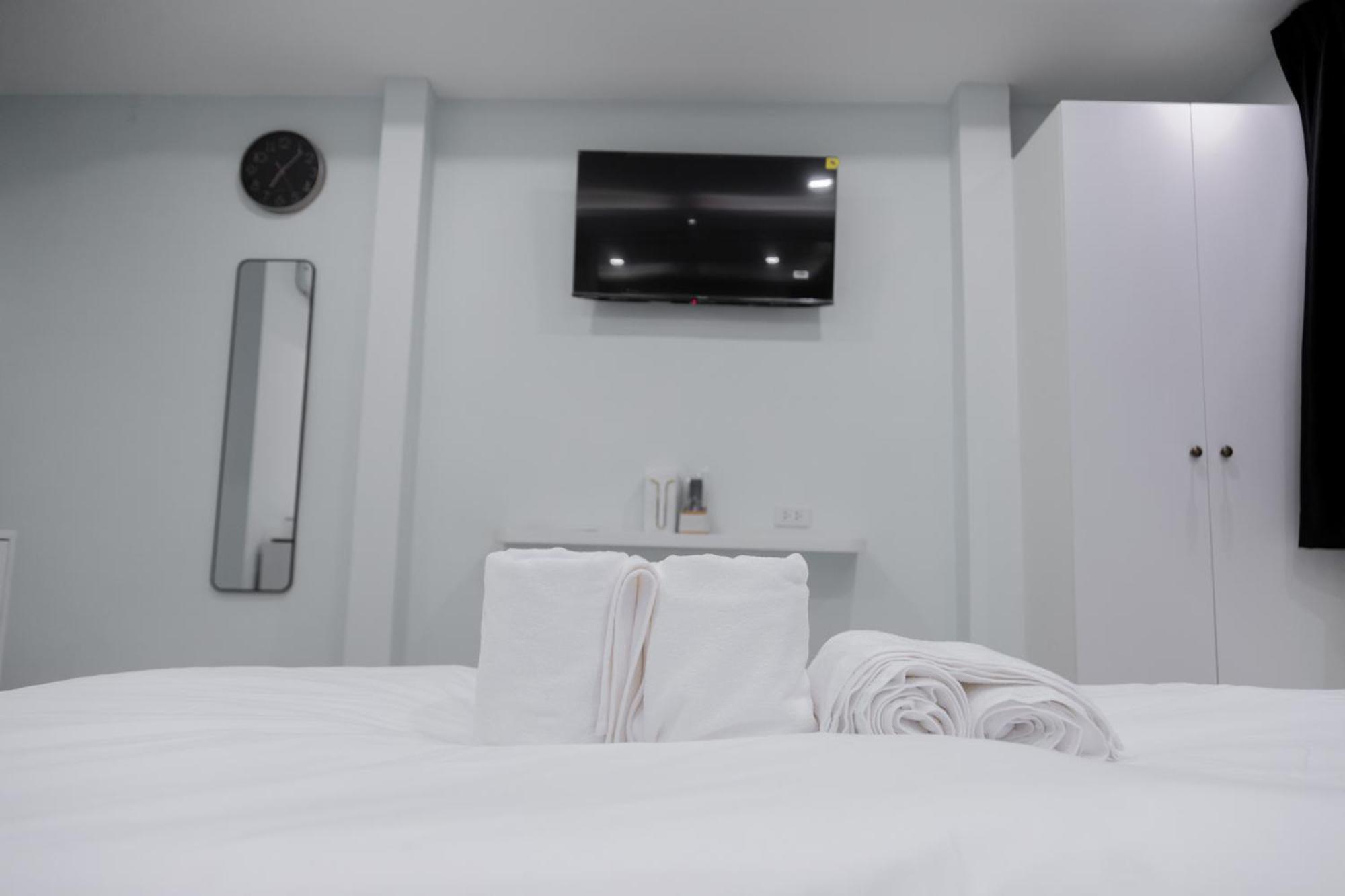 Cozy Stay Inn Bangkok Exterior photo